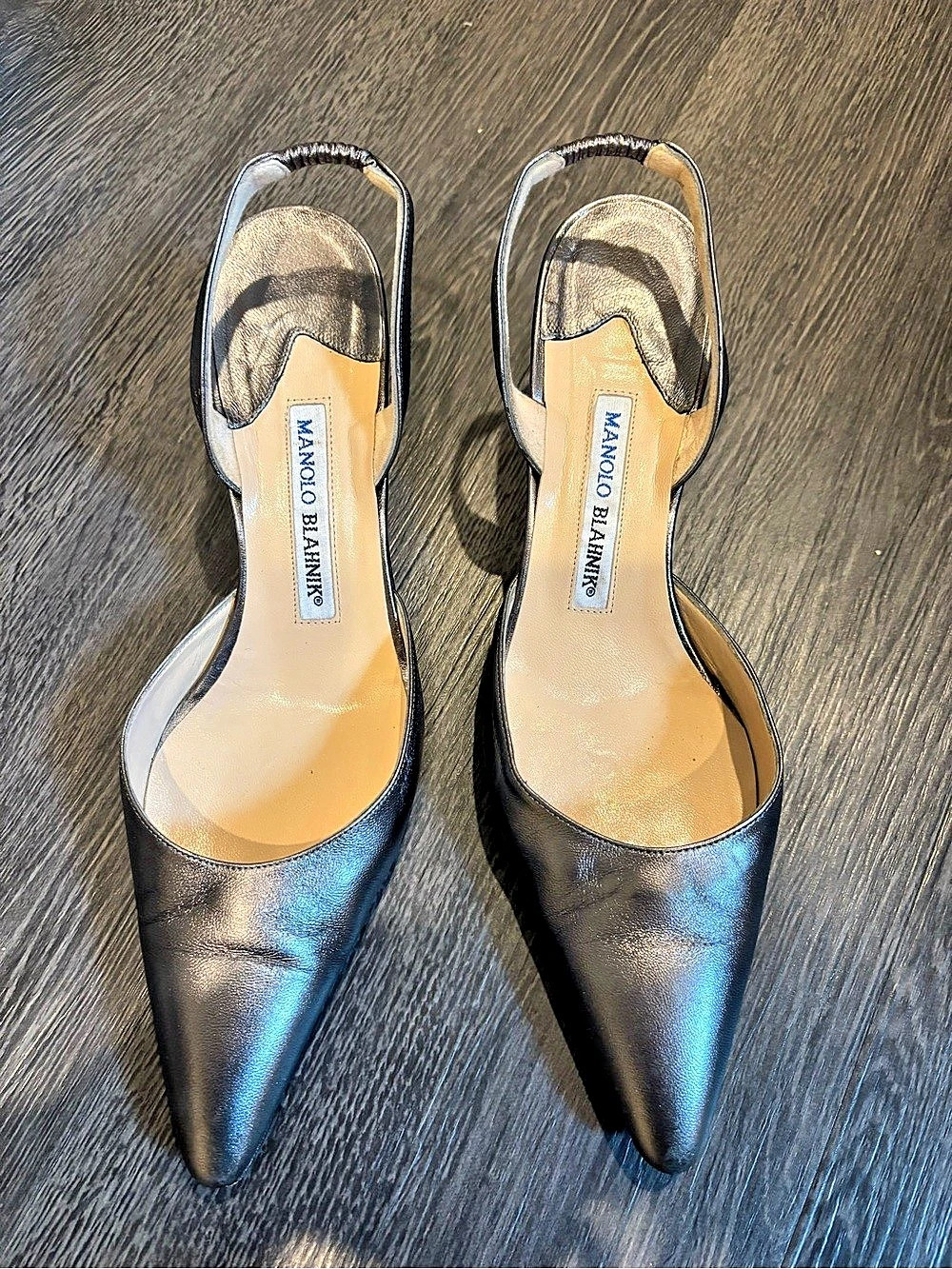 Manolo Blahnik Carolyne Slingback Pumps Black Pointed-Toe Heels